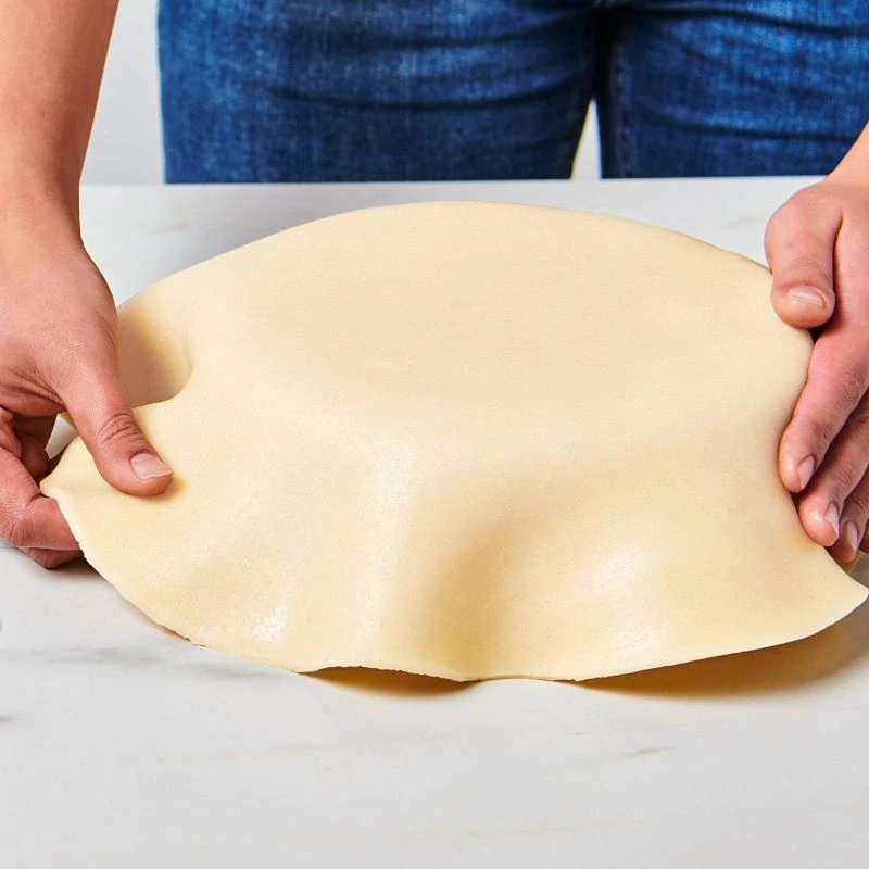 FunCakes Rolovaná potahovací hmota fondán/marcipán bílá 430g